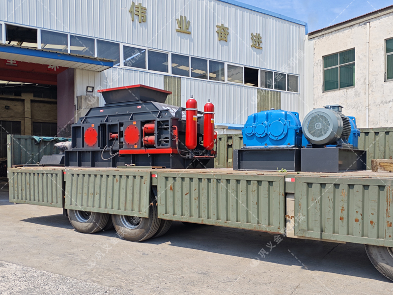 液壓對輥制砂機：雙輥擠壓耐磨輥體，連續作業千噸依舊精準