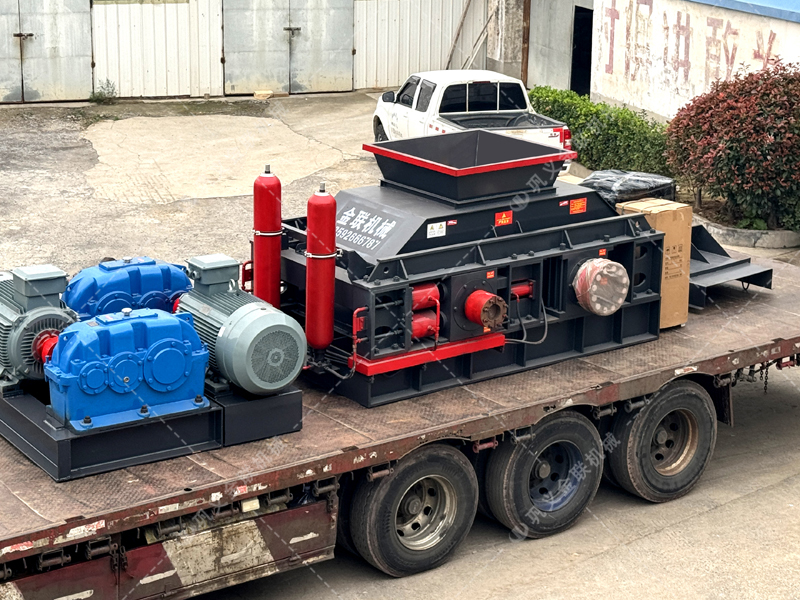 顛覆傳統(tǒng)!河卵石破碎效率低、粒型差?看液壓對輥破碎機(jī)的“硬核”破解方案 顛覆傳統(tǒng)!河卵石破碎效率低、粒型差?看液壓對輥破碎機(jī)的“硬核”破解方案